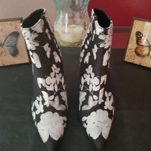 Black and white embroidered boot